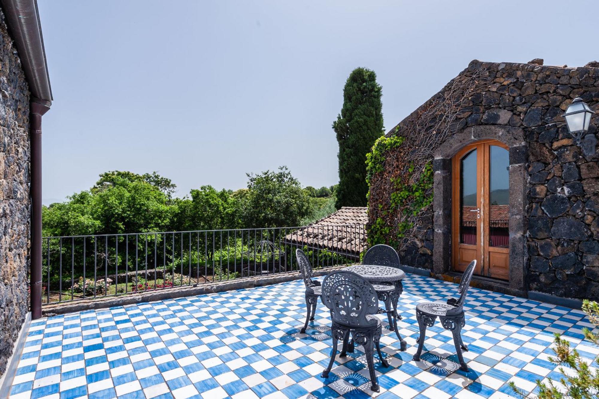 Terrazze Dell'Etna - Country Rooms And Apartments 란다조 외부 사진
