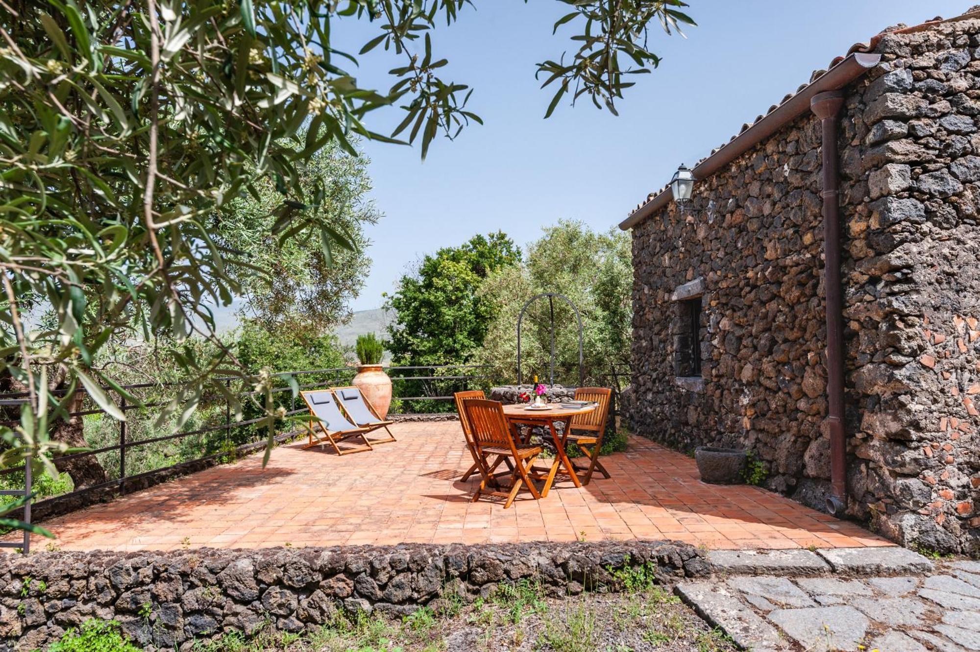 Terrazze Dell'Etna - Country Rooms And Apartments 란다조 외부 사진