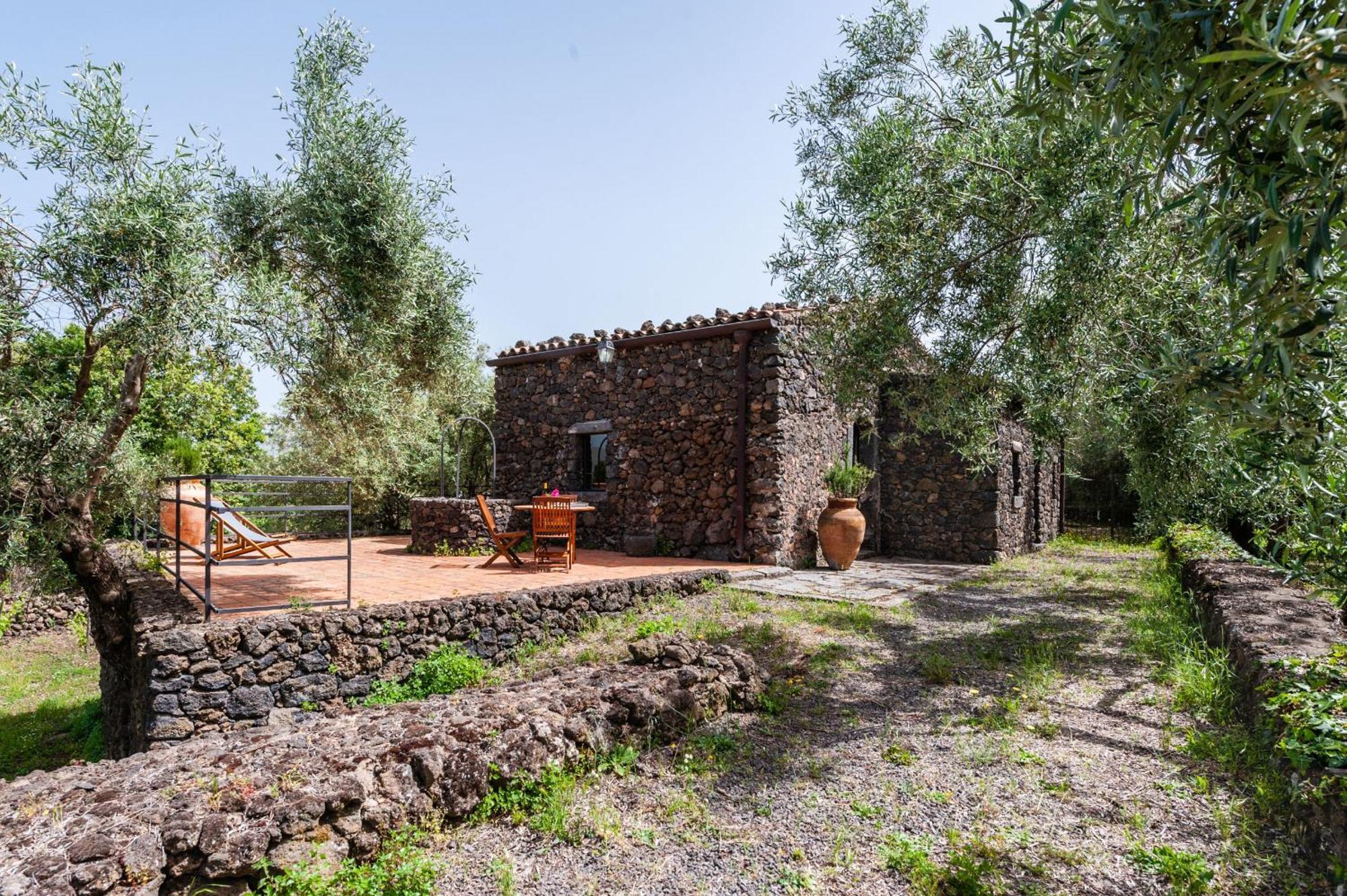 Terrazze Dell'Etna - Country Rooms And Apartments 란다조 외부 사진